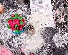 Cake &amp; Cupcake Decorating Set for Icing Flower Decoration | 30 Pcs Frosting Kit | 18 Russian &amp; 2 Leaf Piping Tips... N3
