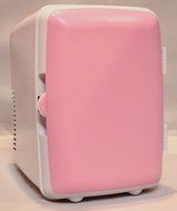 Uber Appliance UB-KH1 Uber Kuhl Electric Personal and Portable 4 Liter/6 can Mini fridge cooler and warmer AC/... N8