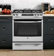 GE PGS920SEFSS Profile 30" Stainless Steel Gas Slide-In Sealed Burner Range - Convection N8