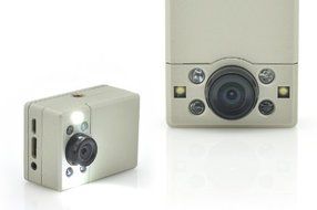 Full HD 1080P Sports Action Camcorder "Amphibious" - 1.5 Inch TFT, Waterproof Case, 5.0 Mega CMOS Sensor N9