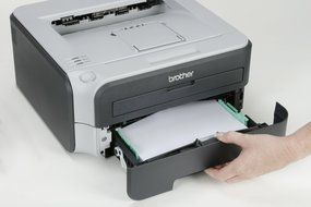 Brother HL-2140 Laser Printer N6