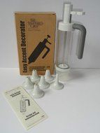 The Pampered Chef Easy Accent Decorator