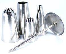 Davelle Cake Decorating Tips &ndash; 55 Piece Set. Premium Stainless Steel Decorating Tips with Hinged Storage Box.