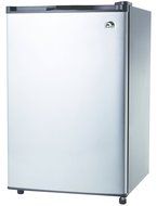 Igloo FR465 4.6-Cu-Ft Refrigerator, Stainless Steel Door N2