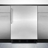 Summit Alb653bsstb 5.3 Cu. Ft. Capacity Ada Compliant Compact Refrigerator - Stainless Steel Door / Black Cabinet N2