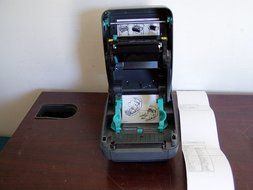 Zebra GX420t GX42-102410-000 Ethernet, USB,Serial Printer GX42-102410-000 N4