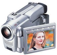 Canon Optura PI MiniDV Digital Camcorder with Built-in Digital Still Mode (Discontinued by Manufacturer) N3