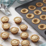 Wilton 2105-6966 24-Cup Perfect Results Mega Muffin Pan N4
