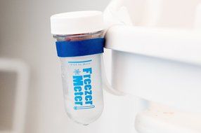 Freezer Meter: Frozen Food Safety in Seconds N2