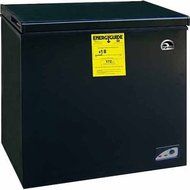 Igloo 5.1 cu ft Chest Freezer, Black, Adjustable thermostat Energy-saving design Deep cooling and quick freezing