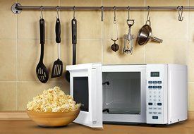 Westinghouse WCM770B 700 Watt Counter Top Microwave Oven, 0.7 Cubic Feet, Black Cabinet N7