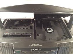 Sony CD Radio Cassette Recorder Mega Bass Model CFD-V25 With Remote N2