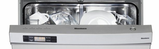 Blomberg DWT24100SS Dishwasher with Tall Tub Front Controls, 14 Place Settings, Stainless Steel N2