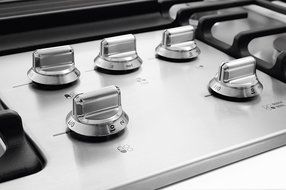 Frigidaire RC36DG60PS 36" Built In Downdraft Gas Cooktop with 4 Sealed Burners in Stainless Steel N2