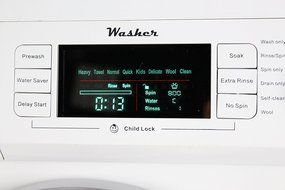 Triton TW820 Triton TW820 Compact Washer with 14 Programs, White