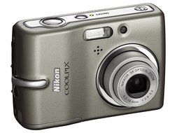 Nikon Coolpix L11 6MP Digital Camera with 3x Optical Zoom (OLD MODEL) N7