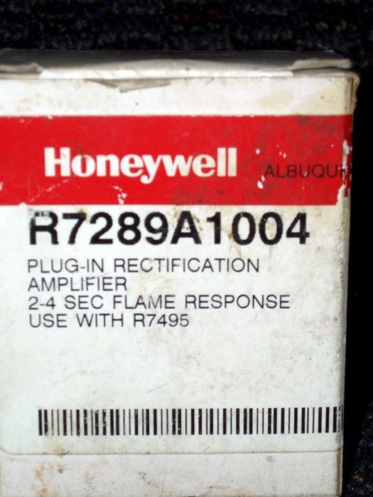 HONEYWELL R7289A1004 rectification amplifier used with R4795 control 600 N2