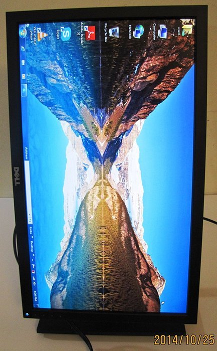 Dell Professional P2211H 21.5" Widescreen LED Monitor N5