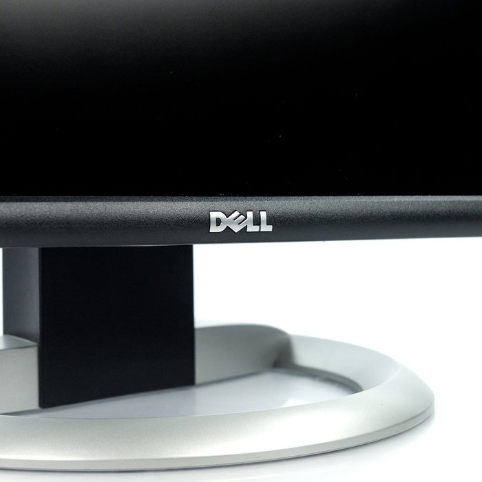 19" Dell 1905FP DVI/VGA LCD Monitor w/USB (Silver/Black) N5