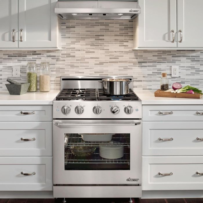 Dacor Distinctive DR30GIFSNG 30" Slide-In Gas Range with Natural Gas 4.80 cu. ft. 4 Cooking Modes 4 Sealed Burners... N2