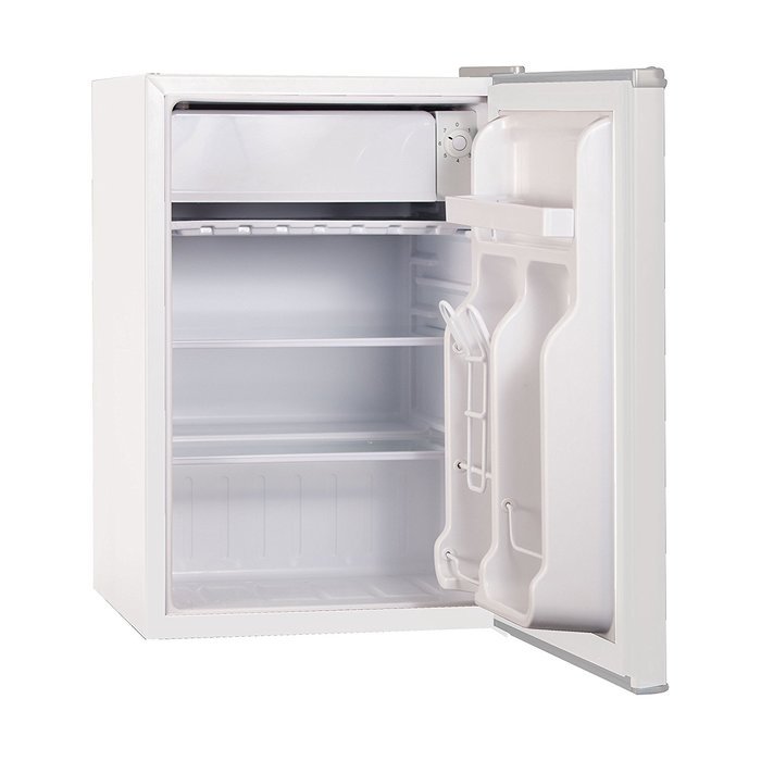 BLACK+DECKER BCRK25B 2.5 Cu. Ft. Energy Star Refrigerator with Freezer, Black N4