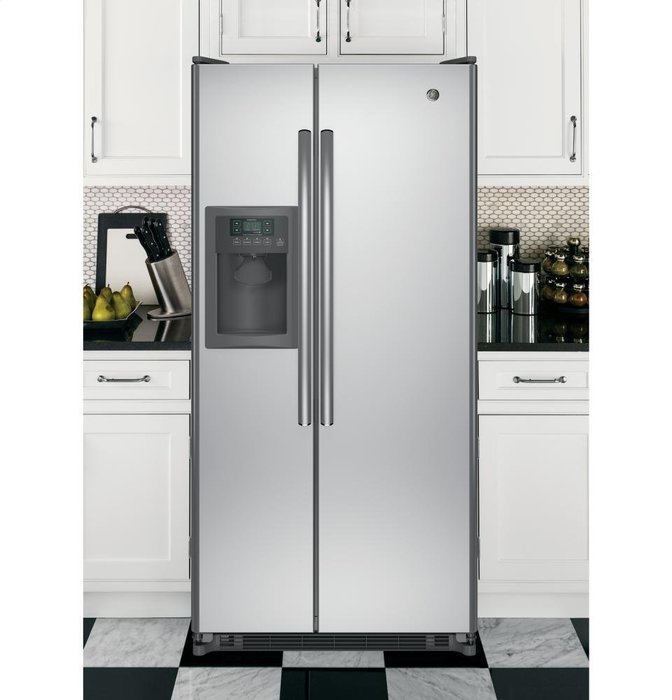 GE GSS20ESHSS 20.0 Cu. Ft. Stainless Steel Side-By-Side Refrigerator N6