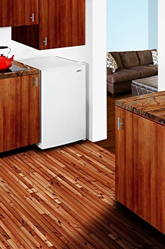 Summit FS603 22" Compact Upright Freezer with 5 cu. ft. Capacity Adjustable Thermostat Wire Shelves and Manual... N4