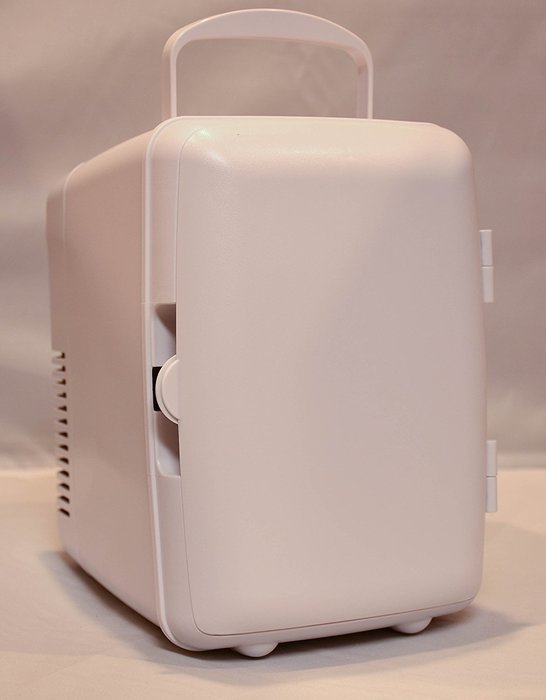 Uber Appliance UB-KH1 Uber Kuhl Electric Personal and Portable 4 Liter/6 can Mini fridge cooler and warmer AC/... N9