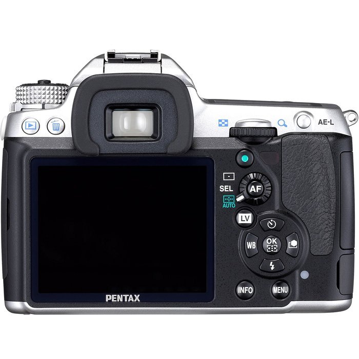 New Pentax K-5 Dslr Camera Silver Edition with Da40mmf2.8 Xs Silver Lens N3