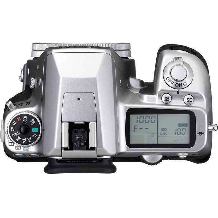 New Pentax K-5 Dslr Camera Silver Edition with Da40mmf2.8 Xs Silver Lens N4