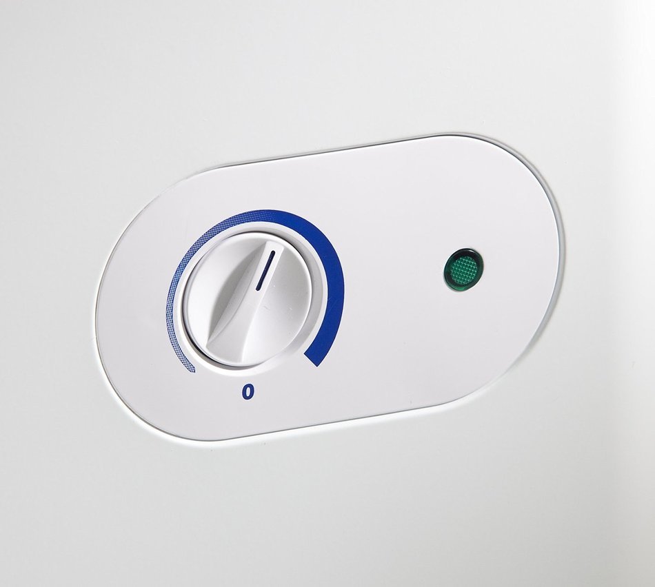 Danby DCF072A2WDB1 Chest Freezer, 7.2 Cubic Feet, White N12 free image