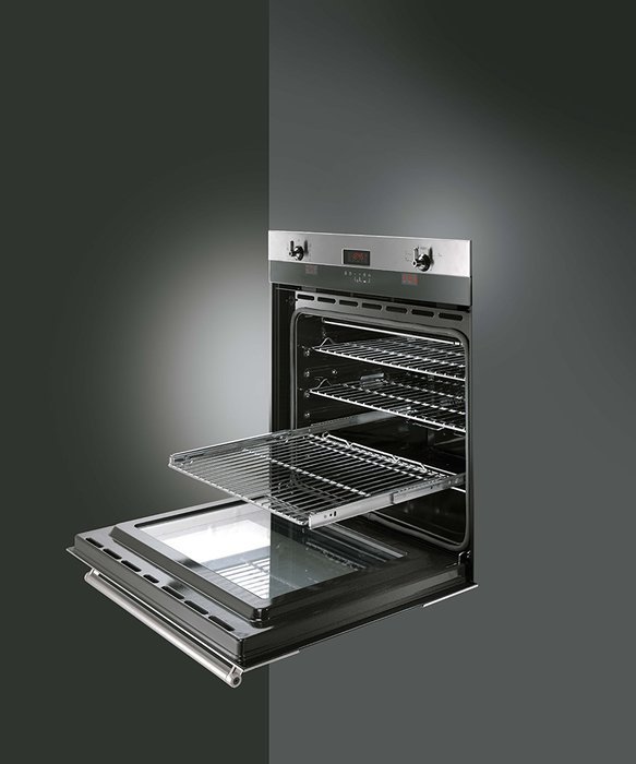 Smeg Classic Design SOU330X 30 Single Electric Wall Oven 4.34 cu. ft. Capacity, Self Cleaning