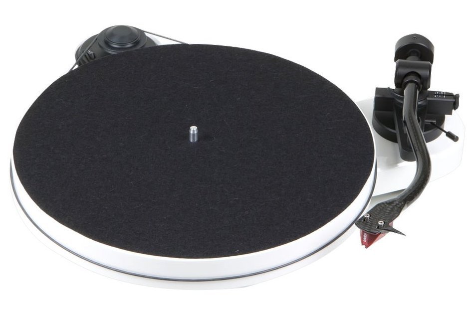 Pro-Ject RPM 1 Carbon Manual Turntable (White)