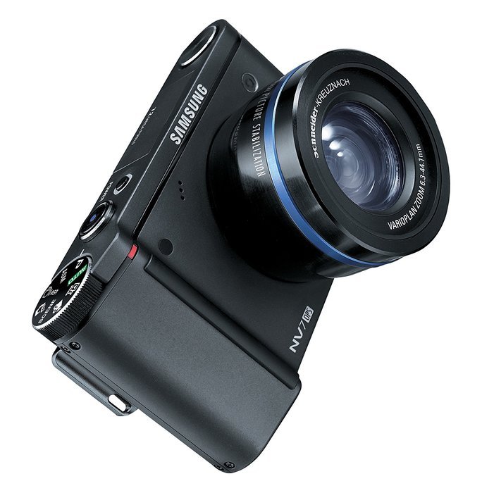Samsung NV7 7.2MP Digital Camera with 7x Optical Image Stabilized Zoom N5