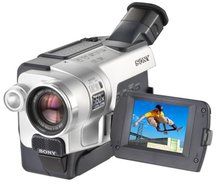 Sony CCDTRV118 Hi8 Camcorder with 2.5" LCD (Discontinued by Manufacturer) N2
