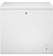 GE FCM7SHWW 7.0 Cu. Ft. White Chest Freezer