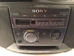Sony CD Radio Cassette Recorder Mega Bass Model CFD-V25 With Remote N4
