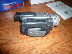 sony DCRTRV900e 3CCD pal system miniDV camcorder N2