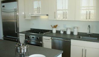 CRIS36SSH | Faber Cristal 36 Under Cabinet Slide Out Vent Hood, 600 CFM N9