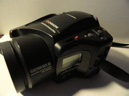 Chinon Genesis III 38-110 MM Camera with Macro Zooms Lens N5