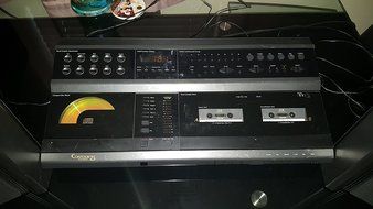 Vintage Contour Soundsys 25 - CD/Tape Deck/AM-FM/ with 2 way Speakers N3