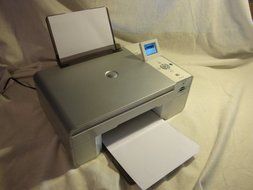 Dell Photo All-in-One Printer 944 - Multifunction ( printer / copier / scanner ) - color - ink-jet - copying (... N2