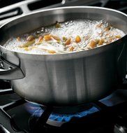 GE JGS650DEFBB 30" Black Gas Slide-In Sealed Burner Range N3