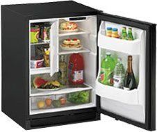 2000 Series Combination 5.7 Cu. Ft. Refrigerator/Freezer Finish: Black