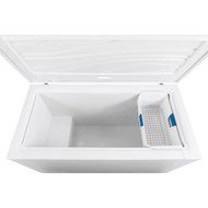 Frigidaire FFFC16M5QW 56" Chest Freezer in White N2