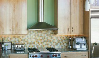 Faber Decorative Collection PERL36SS Perla 36in Wall-Mount Chimney Hood 600 CFM PRO Internal Blower N2