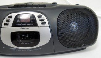 Lenoxx Sound CD-101 Compact Disc Radio Cassette Recorder Player Boombox w/ Compact Disc Display N5