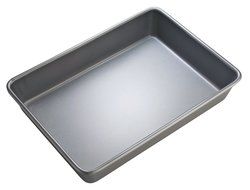 WearEver 68202 Commercial Oblong Cake Pan, Silver