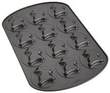 Wilton 2105-0693 12-Cavity Nonstick Square Treat Cake Pan N10