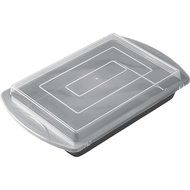 Wilton 2105-2242 Professional Results Non-Stick Covered Oblong Pan, Multicolor